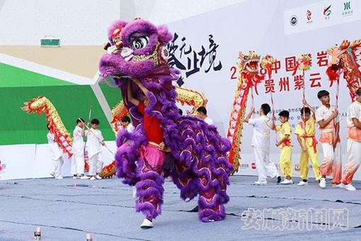 暖场表演1 (2).JPG