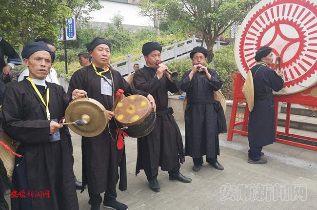 迎宾1.jpg