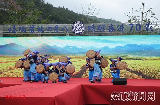 《盛世欢歌》 (2).JPG