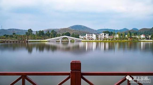 镇宁红旗湖旅游景区.jpg 镇宁红旗湖旅游景区.jpg