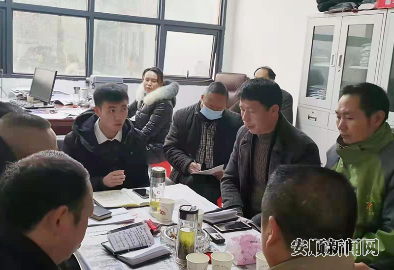 以实干担当精神，争做小城镇建设排头兵——记全省优秀共产党员陈璇