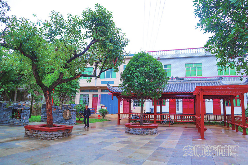 平坝区天龙镇：美丽乡村踏歌来