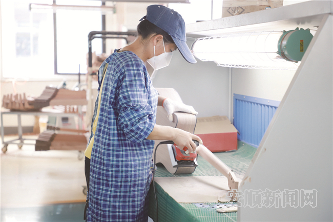 【沿着总书记的足迹】安顺：高质量推进新型工业化