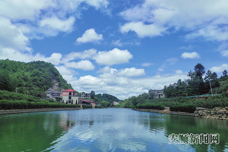 紫云翠河村：山水相依绘美景   融合发展促振兴