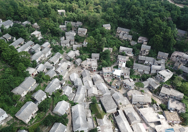 小抵拱村航拍图-FZ1002555213.jpg