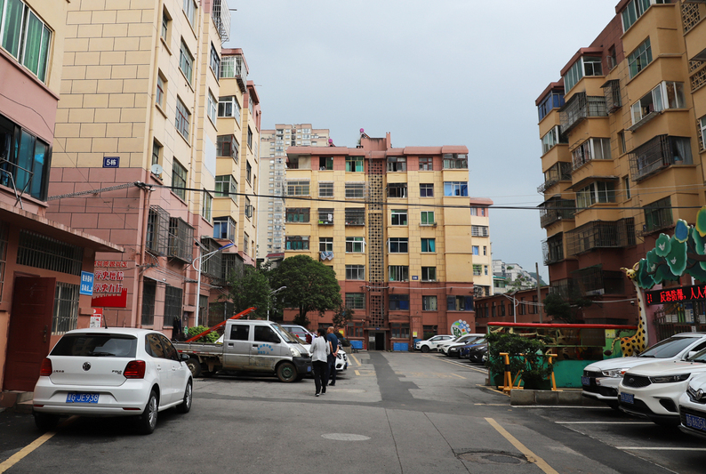 治理后的情报站小区.jpg
