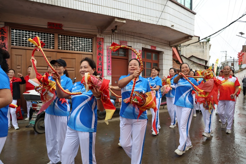 队伍入场-FZ1002871912.JPG